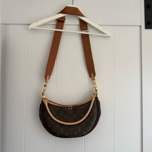 Louis Vuitton loop Bag
